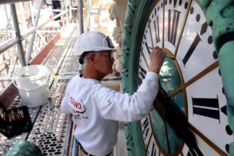 Les coulisses du chantier de restauration de la façade du casino de Monte-Carlo