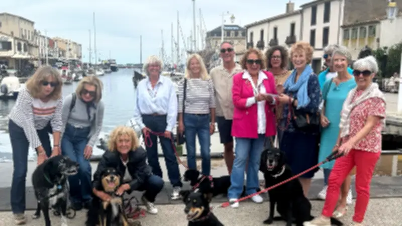 Les Presques Belles remettent 1 400 € à l'association Les Amis des Animaux