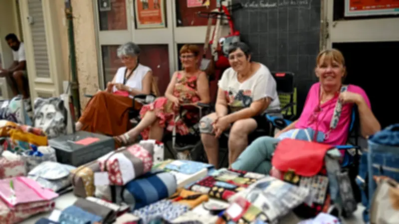 Les puces couturières d'Alès : passion et créations uniques