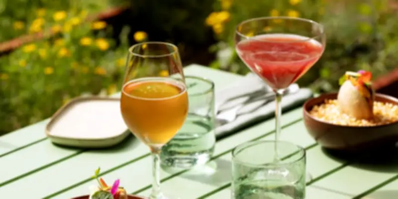 Les Roseaux Pensants : cuisine gastronomique de la cueillette à l'assiette