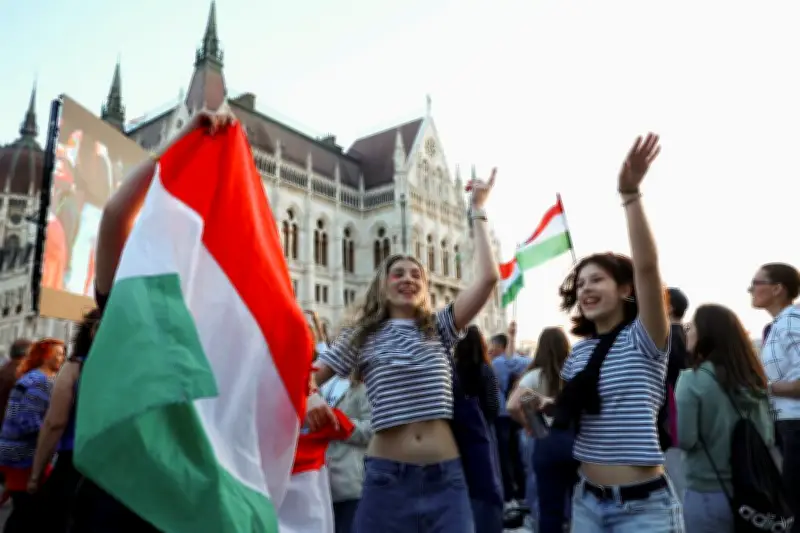 L'investiture de Peter Magyar à Budapest : une fête pour l'opposition