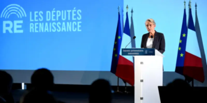 Élisabeth Borne quitte la direction de Renaissance, en désaccord avec la ligne du parti