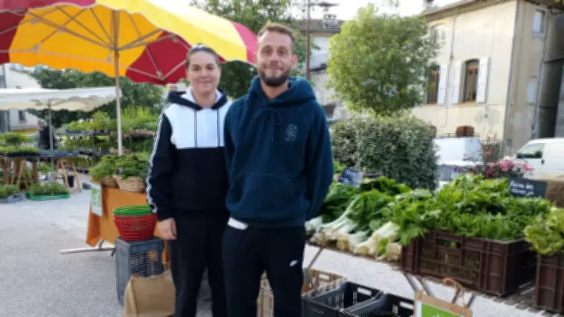 Élodie et Arnaud, maraîchers bio, animent les marchés du Pays viganais