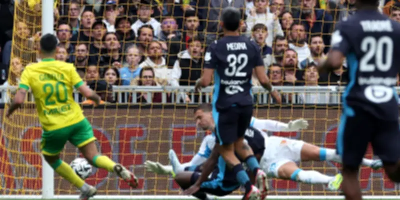 L'OM sombre à Nantes et voit ses chances de Ligue des champions réduites à peau de chagrin