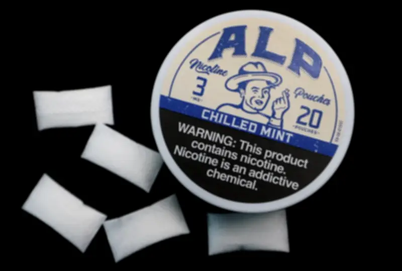 L'OMS alerte sur l'explosion du marché des sachets de nicotine