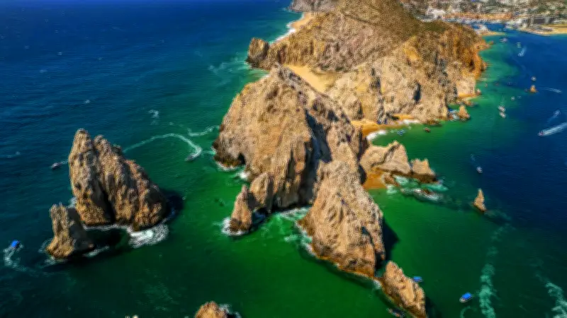 Los Cabos : joyaux naturels entre désert et océan au Mexique