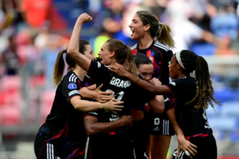 Lyon domine Barcelone en finale de la Ligue des champions féminine