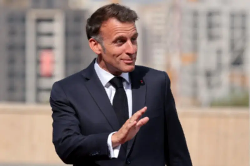 Macron préside un Conseil de planification écologique sur le plastique