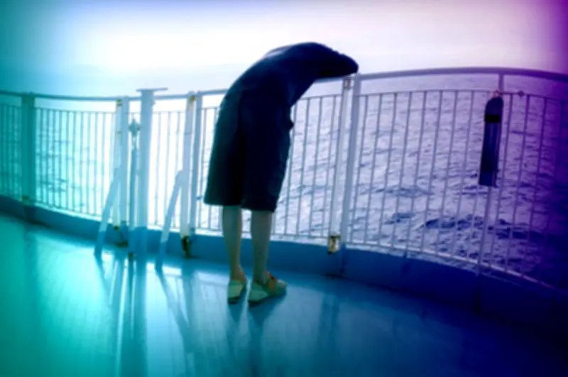 Mal de mer : la pina colada fait son effet et là, c'est le domino de vomito autour de moi