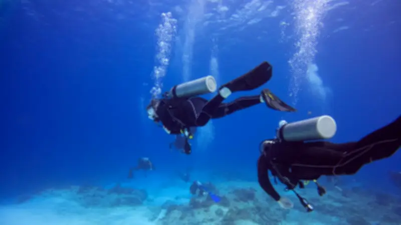 Maldives : cinq plongeurs italiens meurent dans l'exploration de grottes sous-marines
