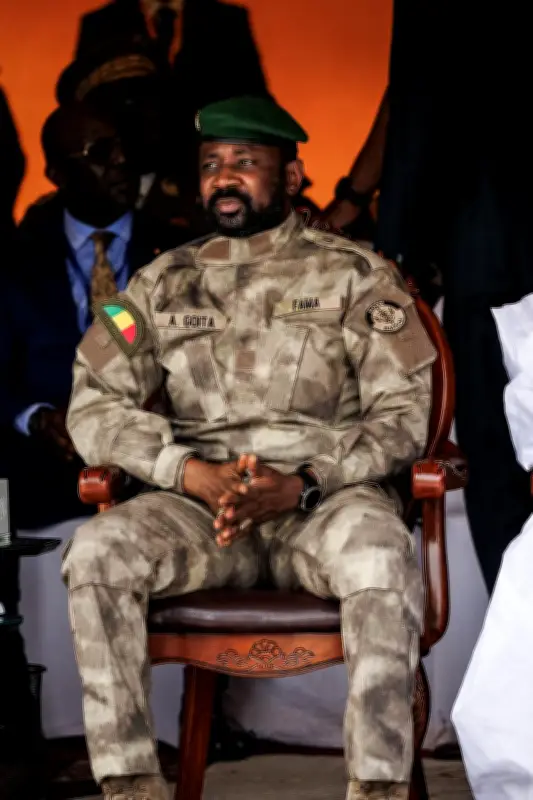 Mali : Assimi Goïta prend la tête du ministère de la Défense après la mort de Sadio Camara