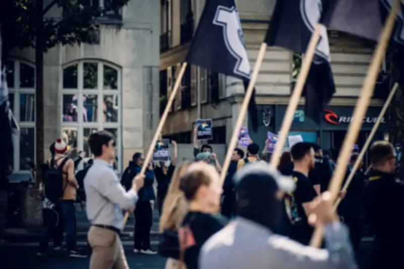 Manif néofasciste du C9M : la préfecture de police de Paris sous le feu des critiques
