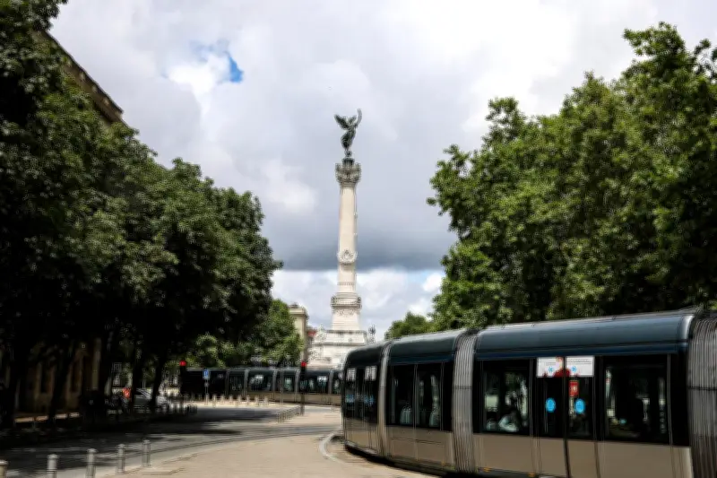 Marche des Fiertés à Bordeaux : perturbations majeures sur le tramway ce samedi