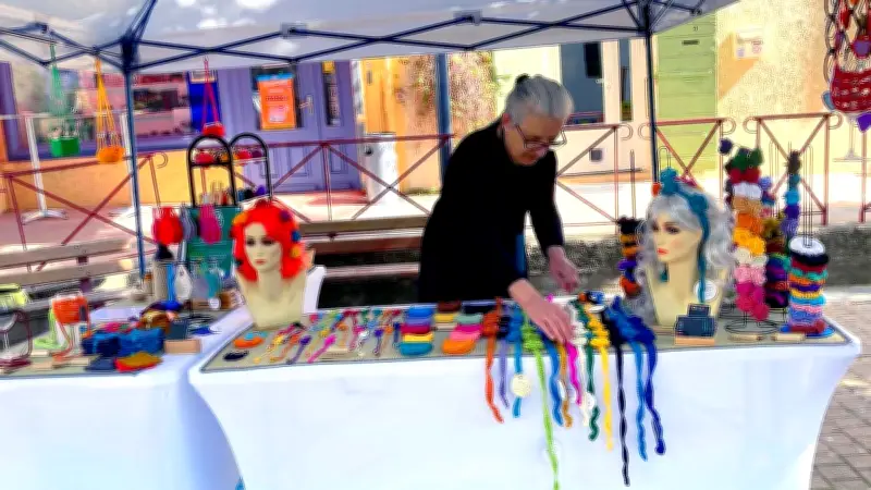 Marie-No crée Ifoulki, artisanat zéro déchet à Bassan