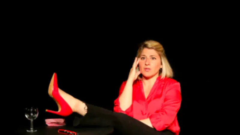 Marion Mezadorian présente "Craquage" à la Maison du Peuple