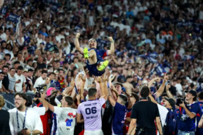 Match de rugby entre influenceurs : 42 000 spectateurs et des millions de vues