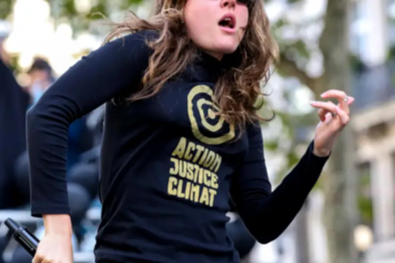 Mathilde Caillard, la techno-gréviste qui danse pour le climat