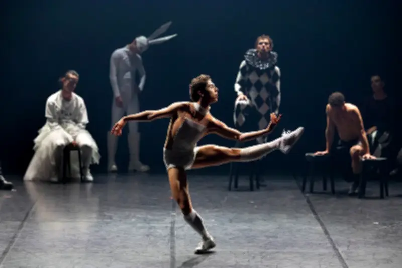 Maud Le Pladec : un concerto dansant entre bric et baroque