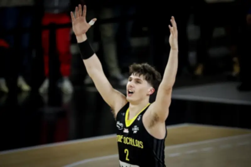 Maxence Lemoine nommé parmi les trois meilleurs jeunes d'Élite 2
