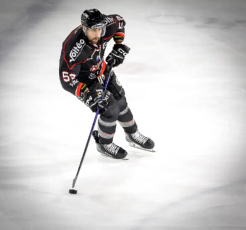 Maxim Lamarche et Tommy Giroux prolongent avec les Boxers de Bordeaux