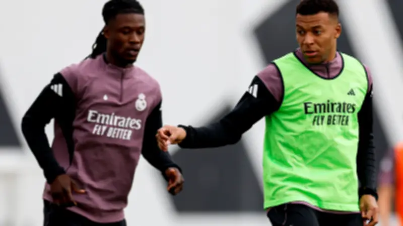Mbappé et Tchouaméni à l'entraînement avant le Clasico sous pression