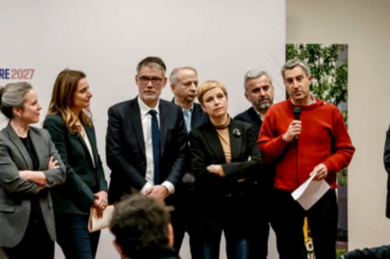 Meeting à la Bellevilloise : les partisans d'une primaire à gauche persistent