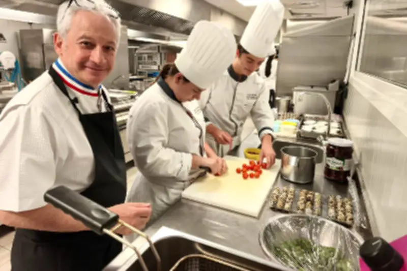 Meilleur ouvrier de France Gérard Caballero aux fourneaux du lycée Anne-Sophie Pic de Toulon