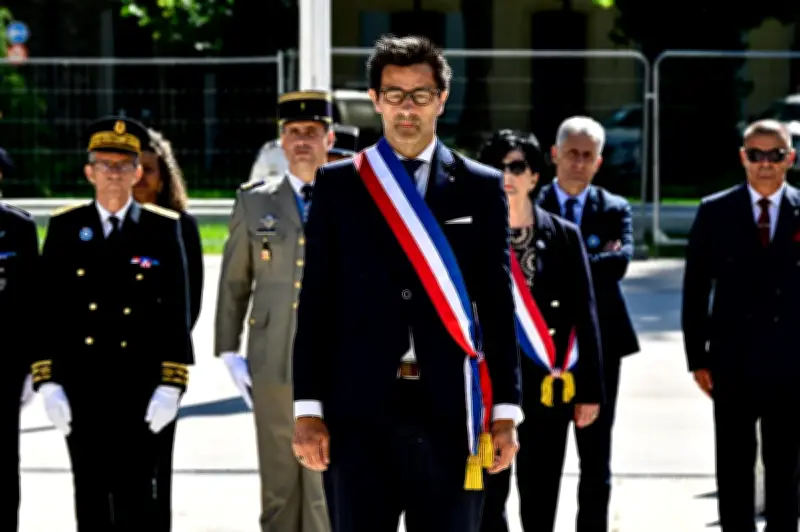 Menaces de mort : le maire d'Agen Laurent Bruneau visé par des balles