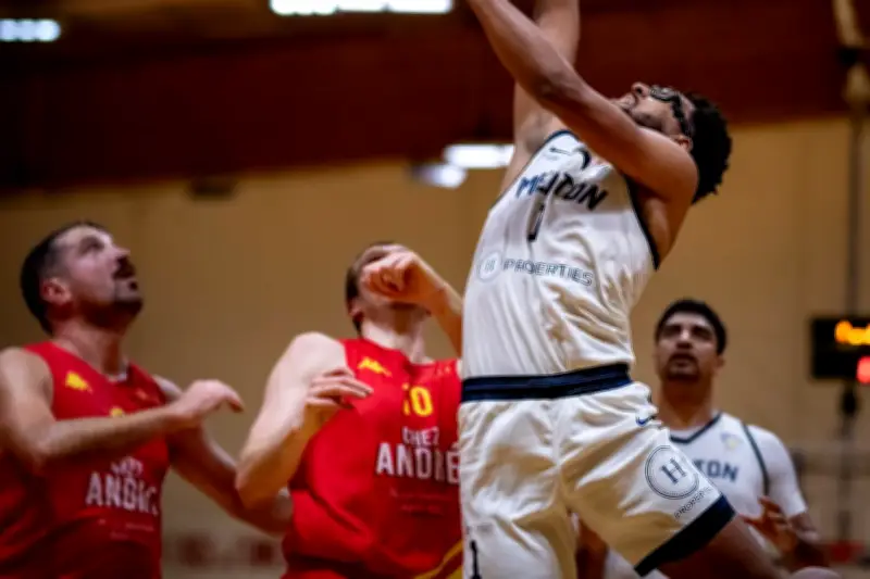 Menton Basket relégué en Pré-National après une défaite à Oullins