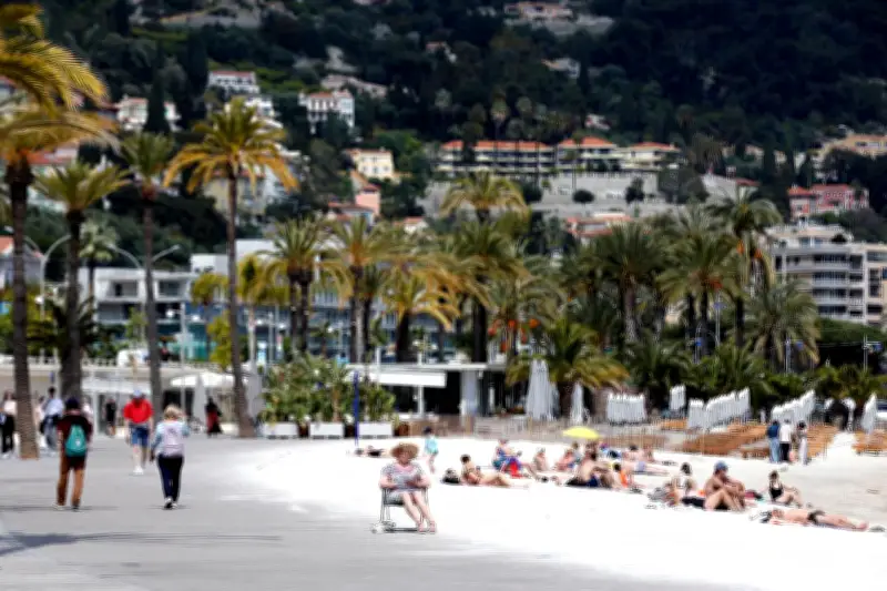 Menton : les plages des Sablettes pourront ouvrir l'hiver dès 2026