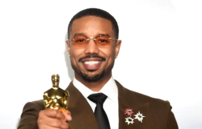Michael B. Jordan : son Oscar 2026 dort dans un placard, il ne sait pas où le ranger
