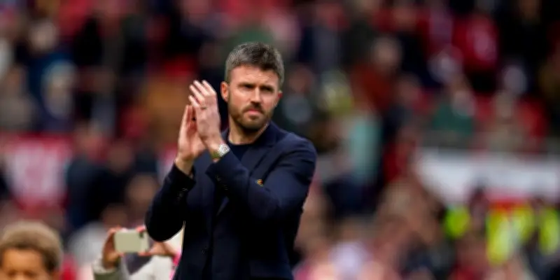 Michael Carrick nommé entraîneur intérimaire de Manchester United