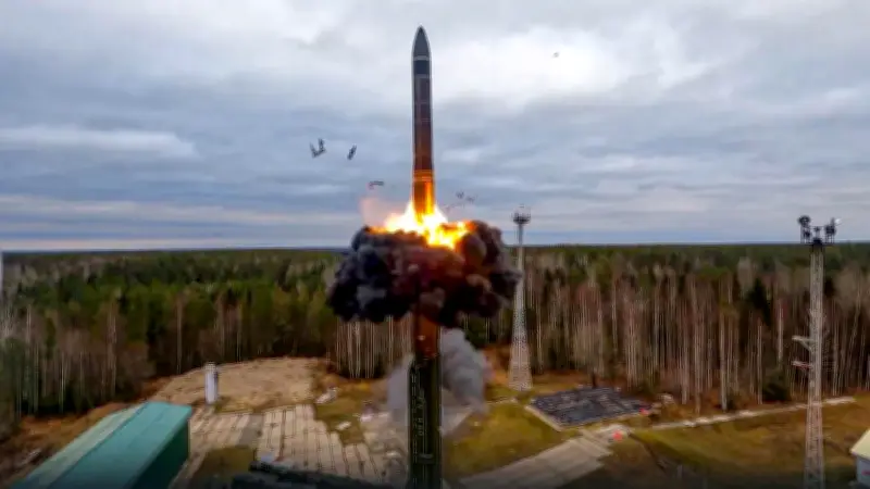 Missile Orechnik : une marque de fébrilité de Moscou ?