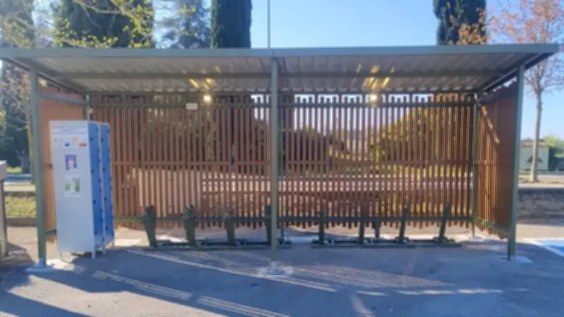 Méjannes-le-Clap : 18 VTT et un abri vélo pour le slow tourisme