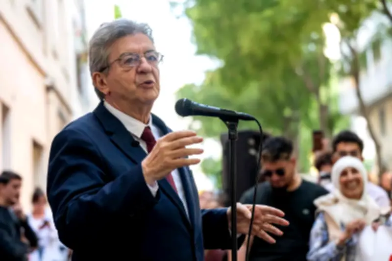 Mélenchon appelle la gauche à un bon usage de Mélenchon plutôt que le suicide anti-LFI