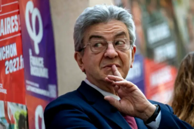 Mélenchon promet de démanteler les empires médiatiques dès son arrivée