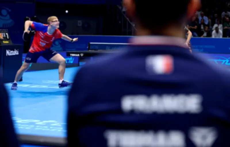 Mondiaux de ping-pong : les Bleus visent le titre, la Chine fragilisée