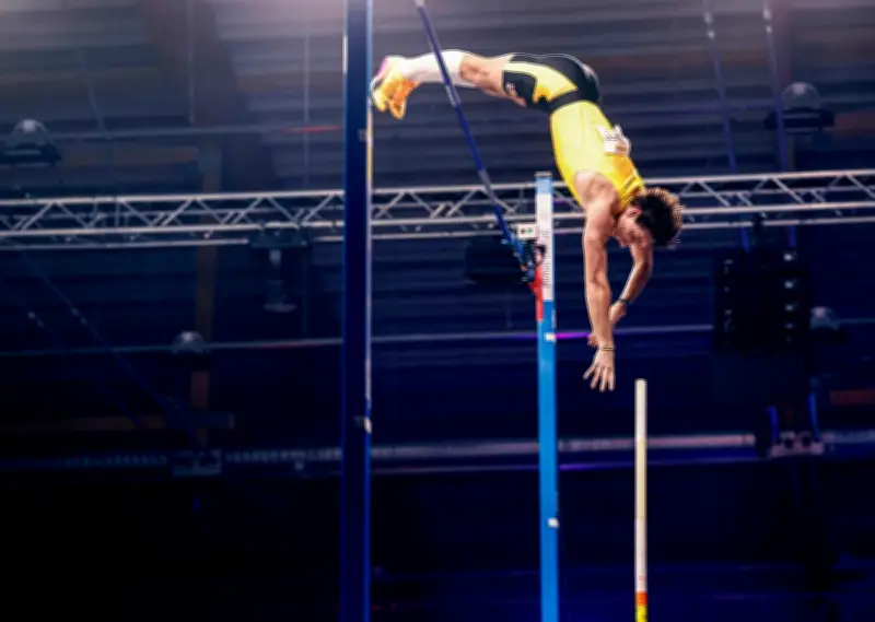 Mondo Duplantis fait son retour en Ligue de diamant à Shanghai ce samedi