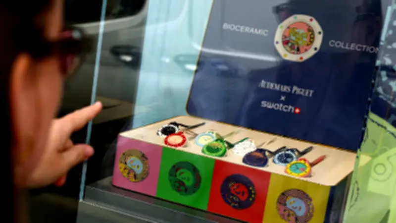 Montre Swatch : séquestration pour une Royal Pop, deux ans de prison