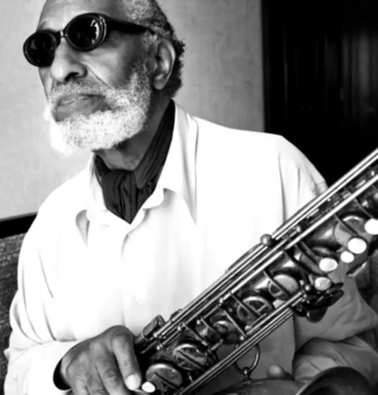 Mort de Sonny Rollins, saxophoniste colossal du jazz