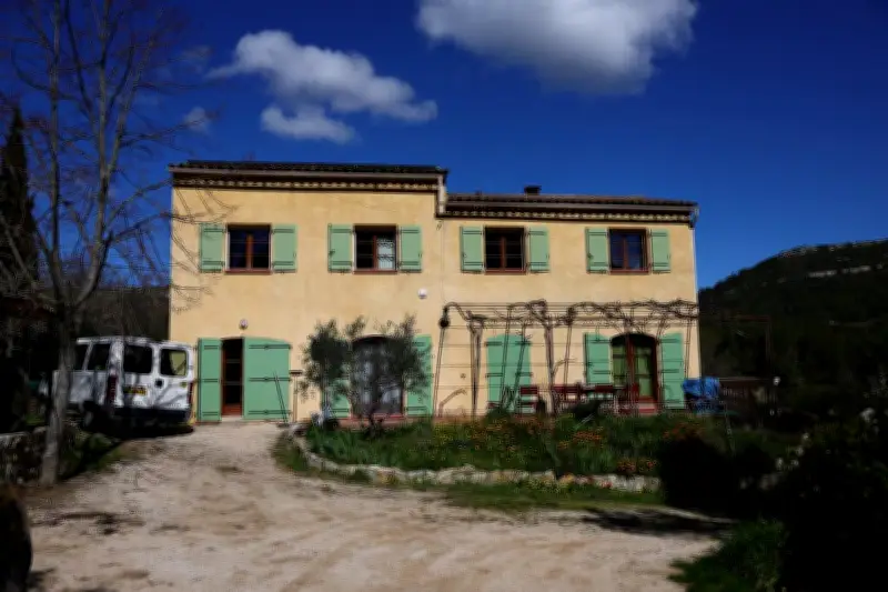 Mort d'Émile : maison des grands-parents visée par des incendies