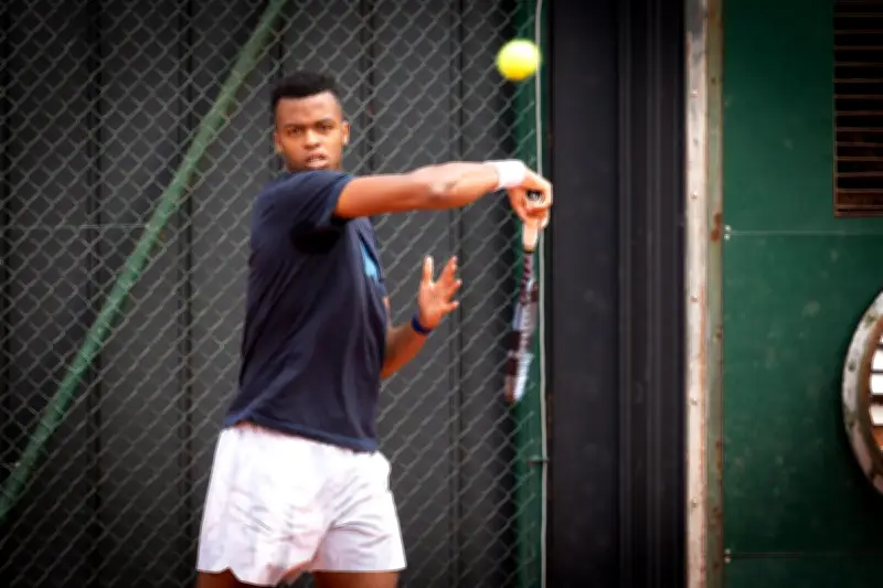 Mpetshi Perricard renverse Virtanen au Challenger de Bordeaux