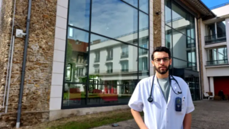 À Nanterre, le docteur Bensaïdi porte la voix des médecins étrangers en France