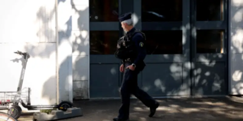 Nantes sous le choc après la mort par balles d'un adolescent