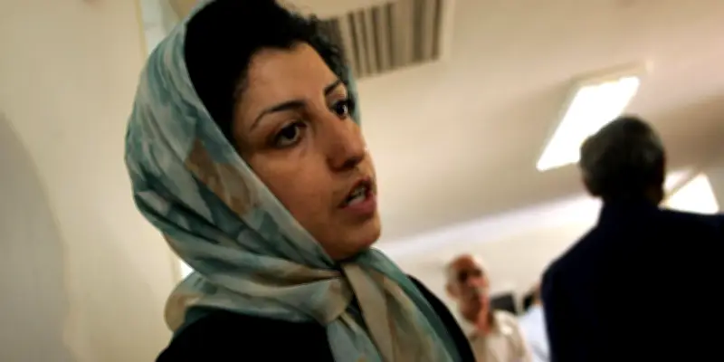 Narges Mohammadi libérée sous caution pour soins à Téhéran