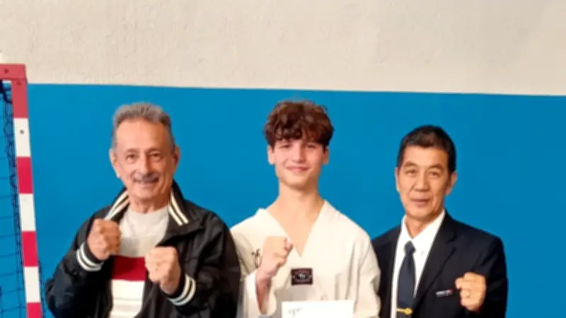 Nathan Nouvel, 15 ans, décroche la ceinture noire 1er Dan en taekwondo