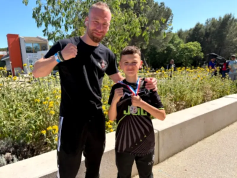 Nathan Recurt, 11 ans, brille aux championnats de France de kick-boxing et K1