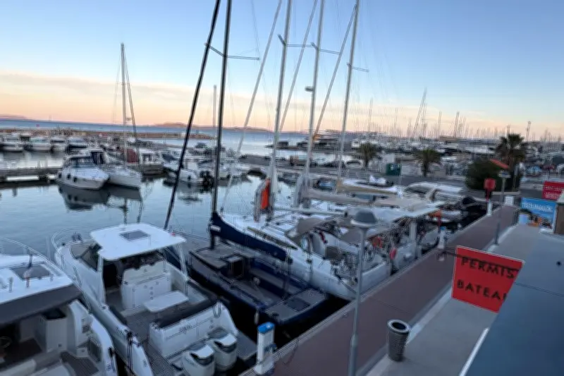 Nautisme à Hyères : location, carburant, ZMEL, les dossiers chauds