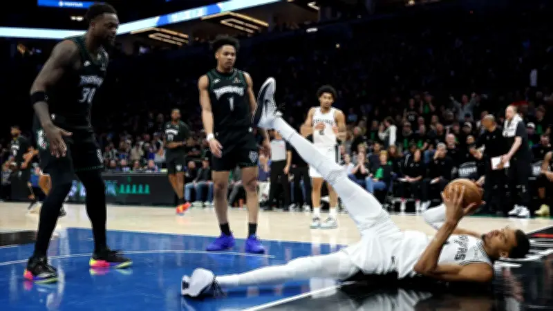 NBA : Wembanyama exclu pour coup de coude face aux Timberwolves