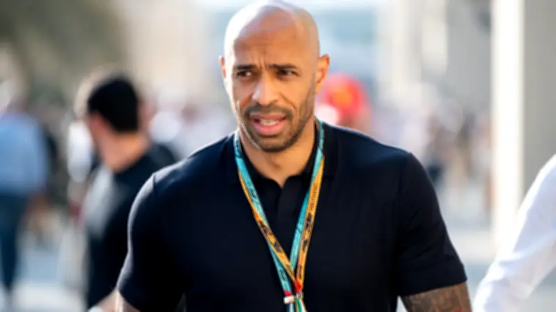 New York : une rue Thierry Henry provoque la colère des Irlandais